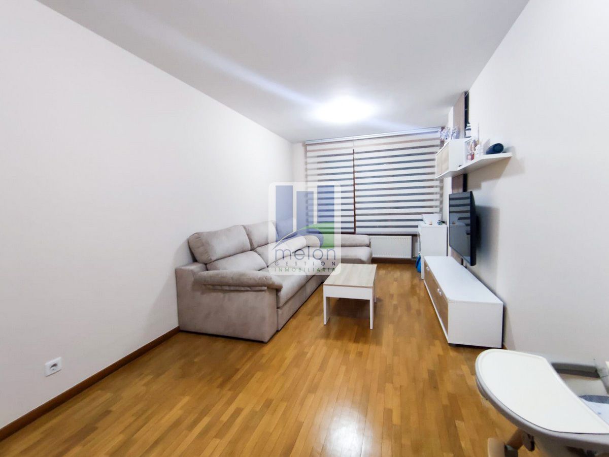 Living room of Flat for sale in Burgos Capital  with Storage room