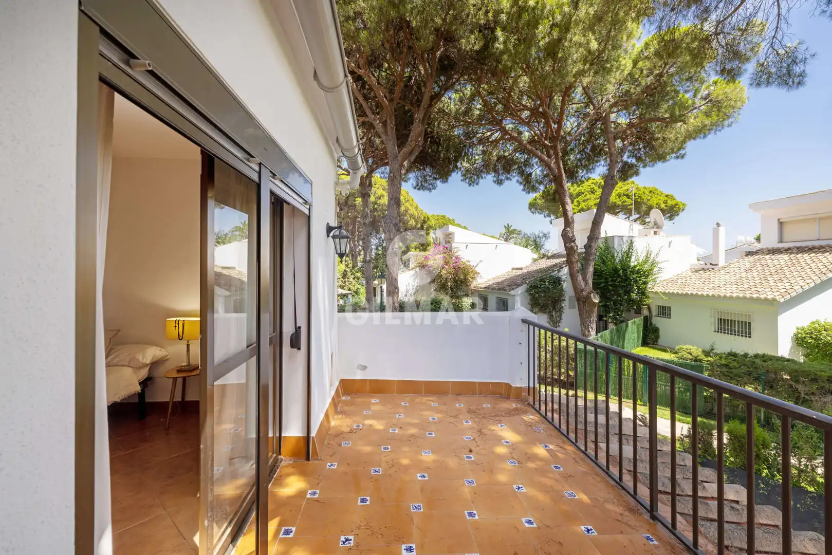 Vista exterior de Casa adosada en venta en Estepona con Jardín privado