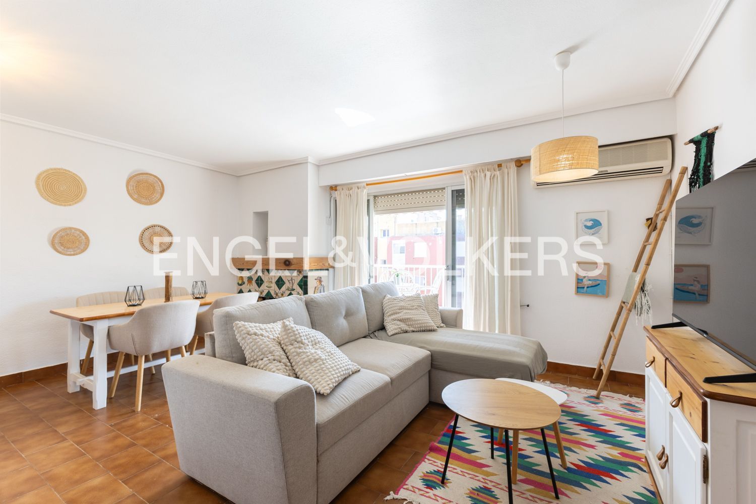 Vista exterior de Piso en venta en Sueca con Calefacción, Terraza y Amueblado