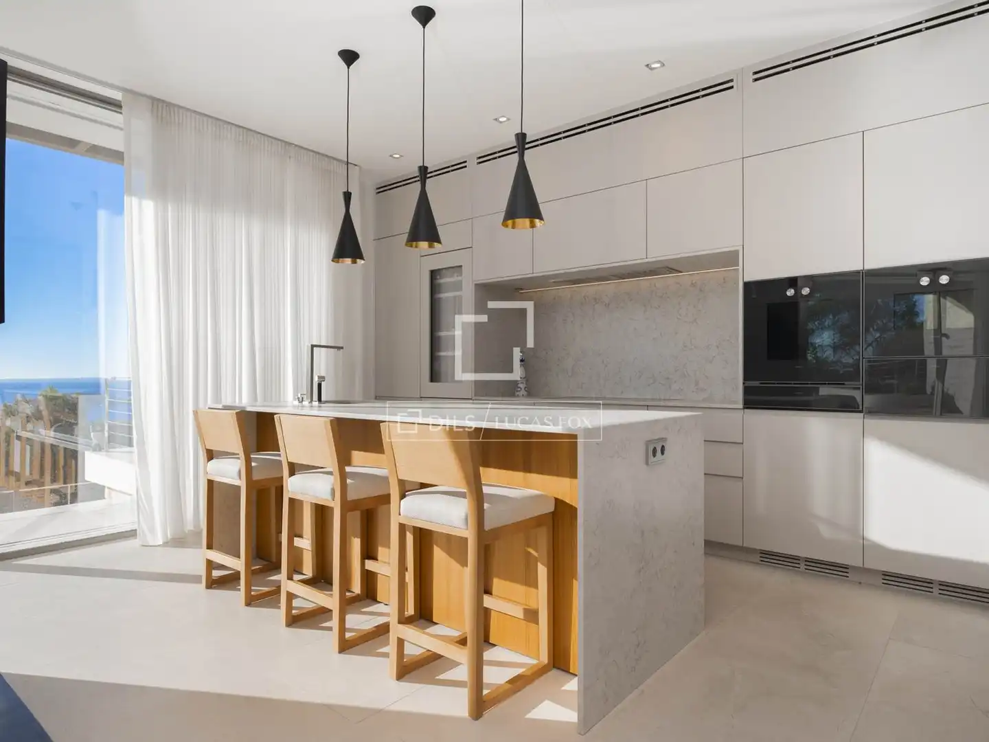 Cocina de Casa o chalet en venta en Santa Eulària des Riu con Aire acondicionado, Jardín privado y Terraza