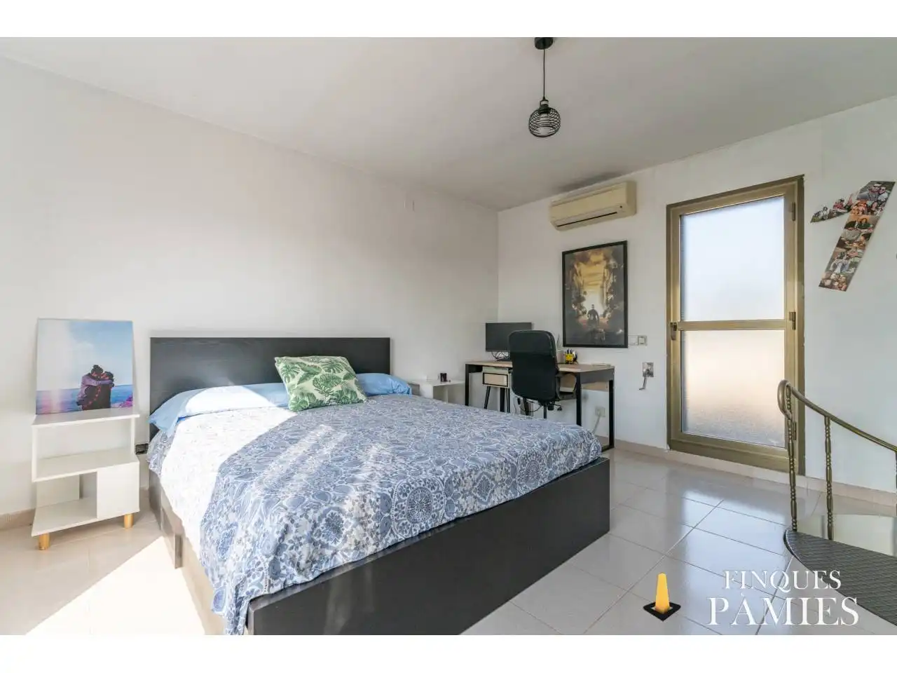 Habitación de Finca rústica en venta en Reus con Aire acondicionado, Calefacción y Jardín privado