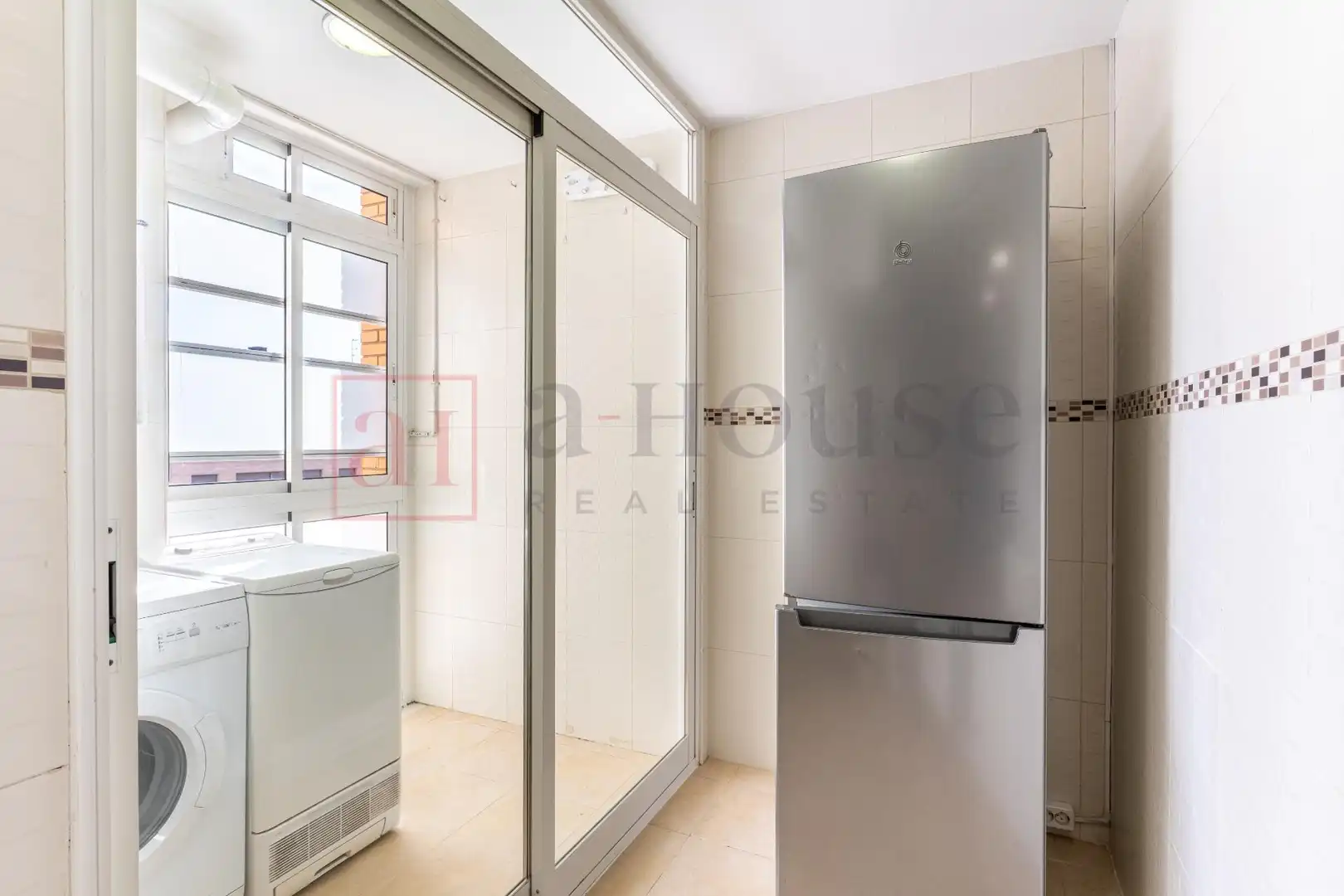 Kitchen of Flat for sale in Madrid  with Air Conditioner, Heating and Private garden