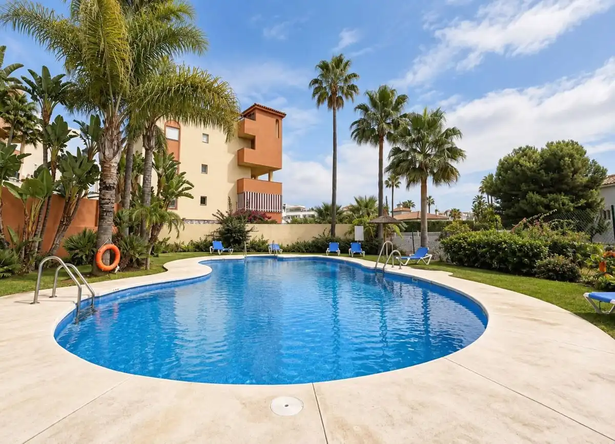 Apartment with lift for sale in Riviera del Sol