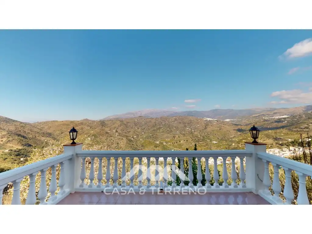 Exterior view of Houses for sale in Sayalonga  with Terrace, Furnished and Internet