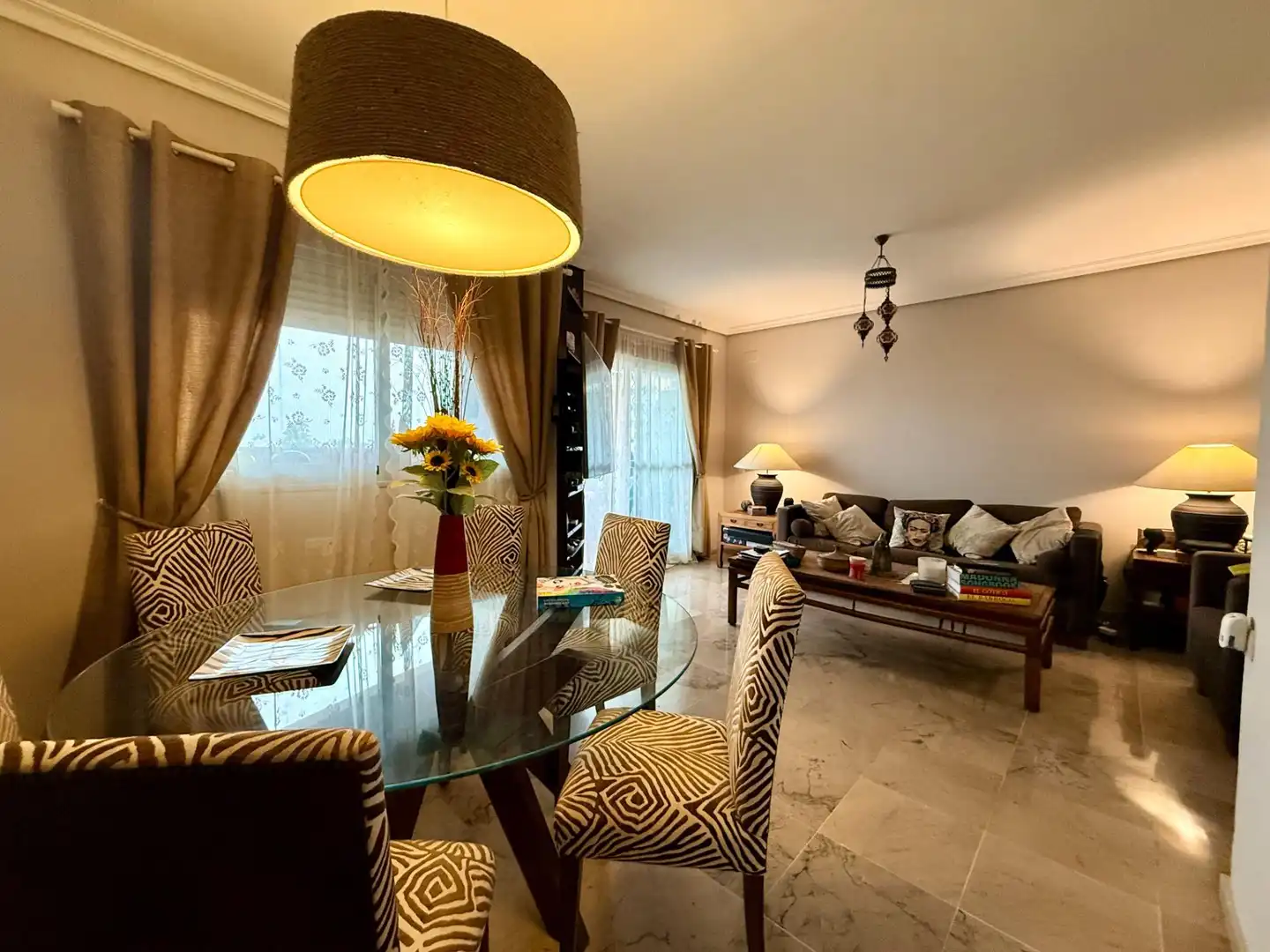 Living room of Flat for sale in Sevilla  with Air Conditioner, Terrace and Storage room