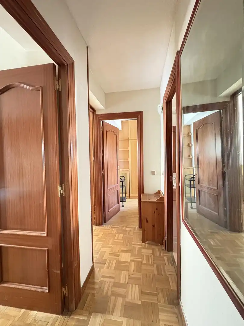 Wohnung zur Miete in Madrid mit Klimaanlage, Heizung und Parkett