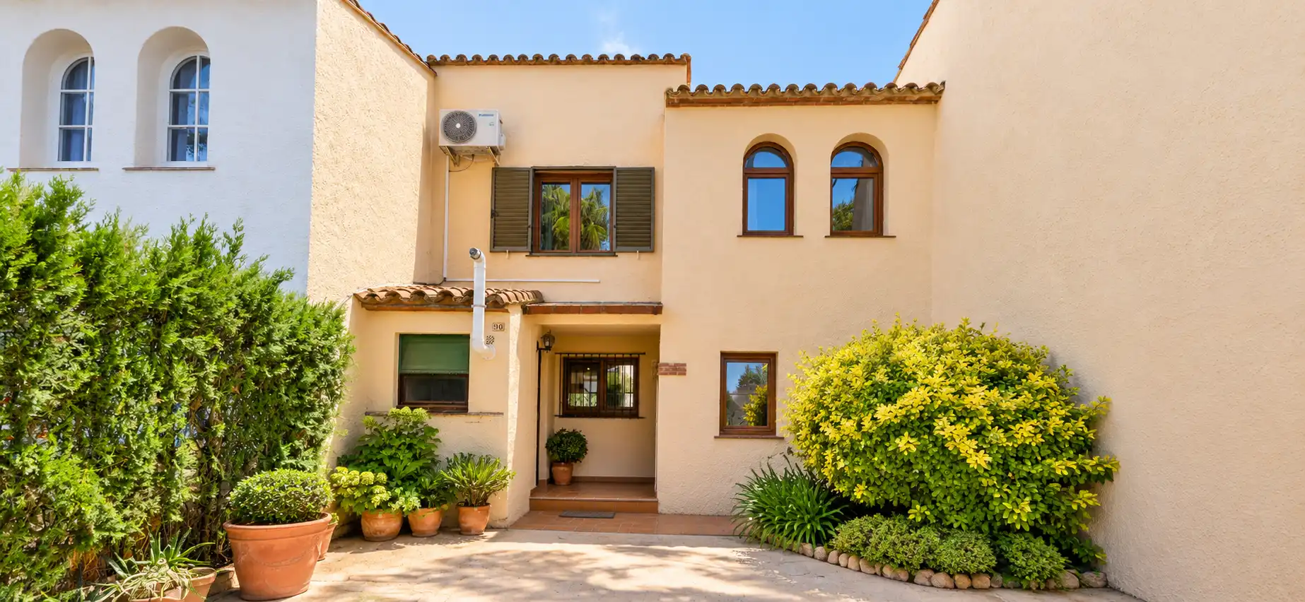 Vista exterior de Casa o xalet en venda en L'Estartit amb Aire condicionat i Calefacció