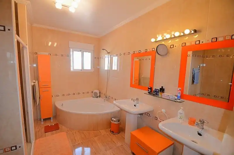 Baño de Casa o chalet en venta en Campos del Río con Terraza y Balcón