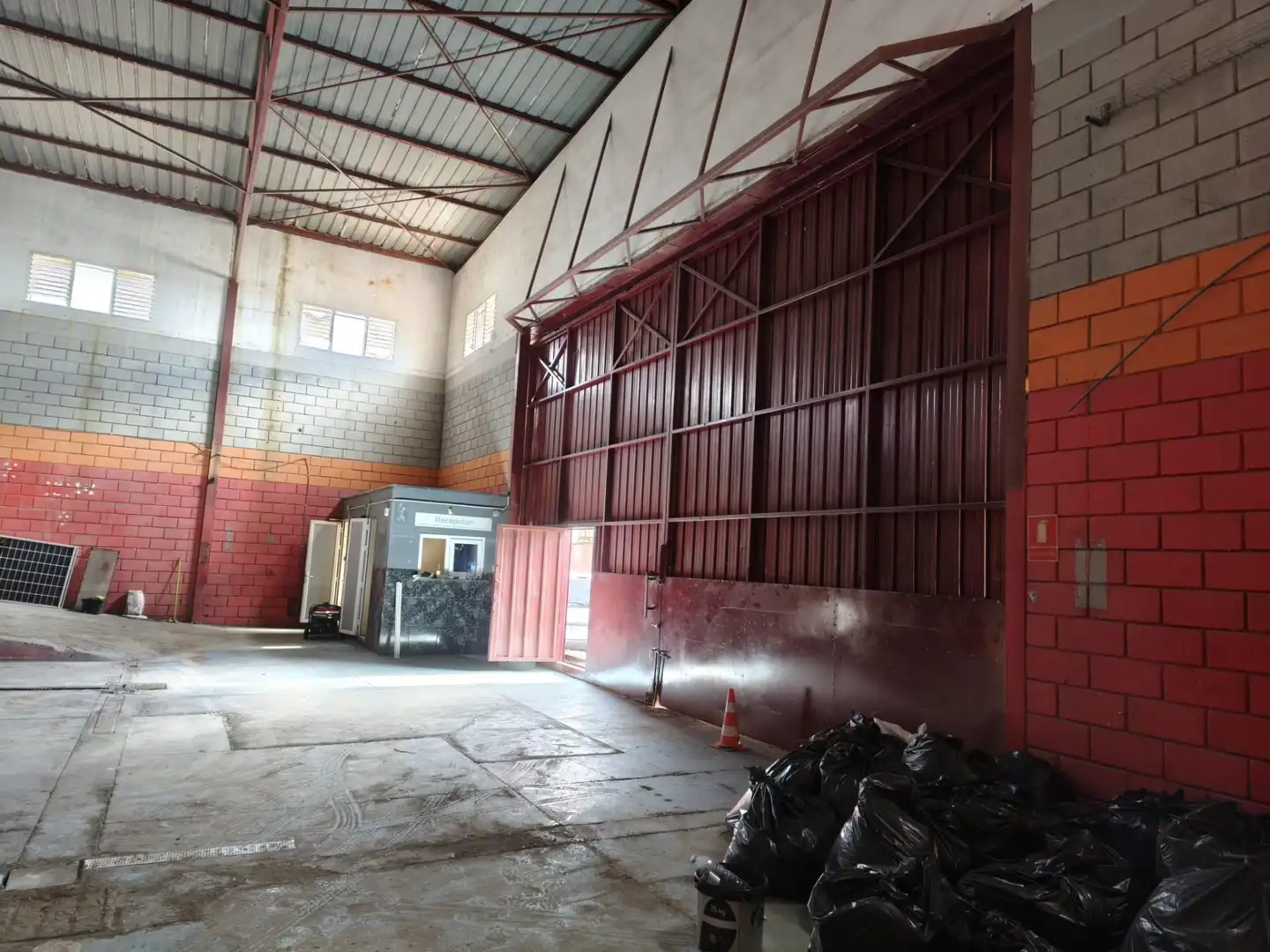 Fabrikhallen zur Miete in Santa Cruz de Tenerife