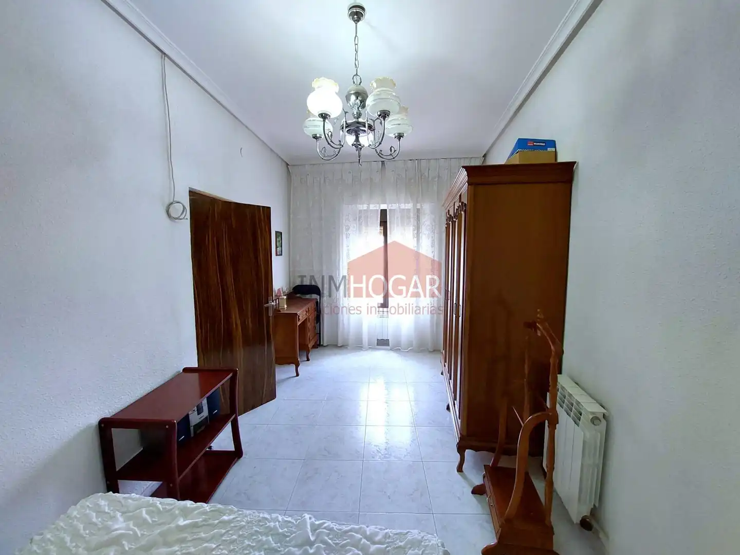 Dormitori de Casa o xalet en venda en Palacios de Goda amb Calefacció, Terrassa i Traster