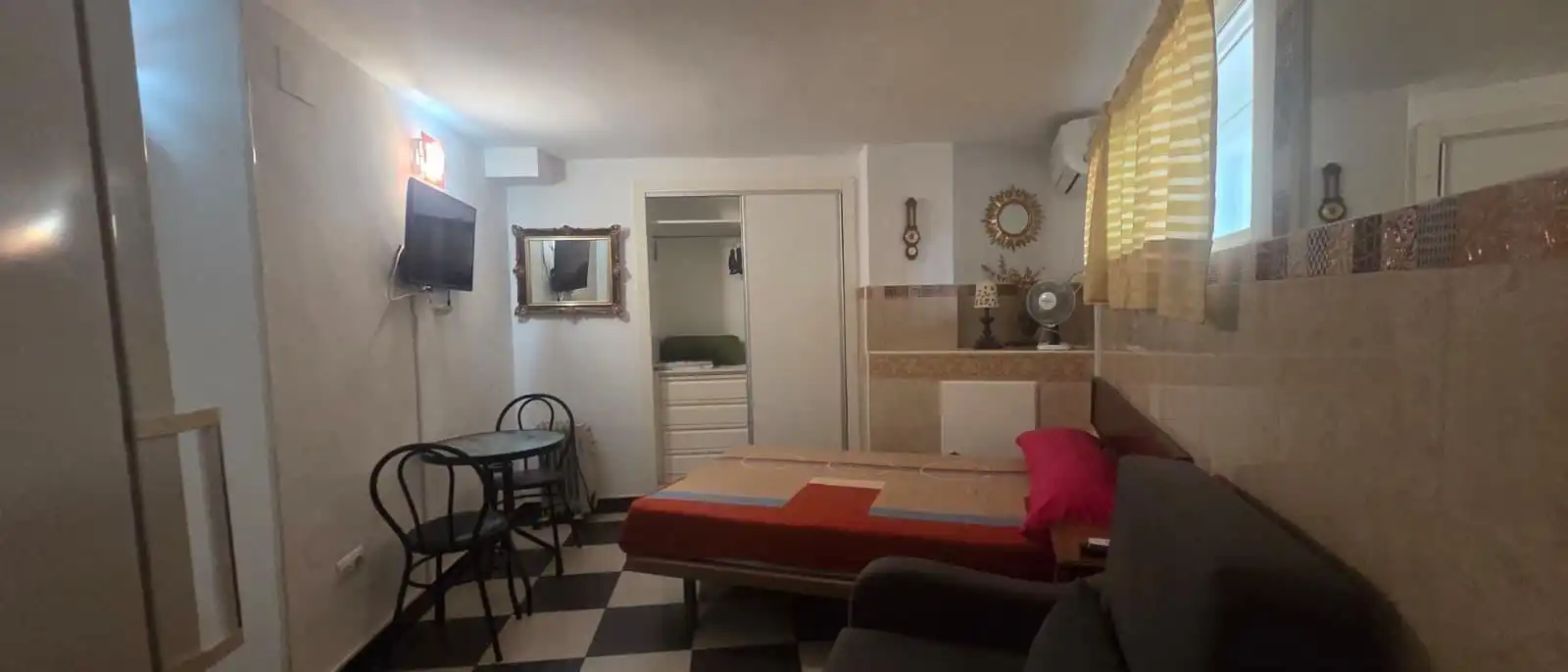 Piso en venta en Calle Casablanca, El Bajondillo