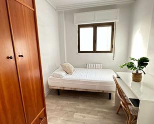 Bedroom of Flat to share in  Pamplona / Iruña  with Terrace