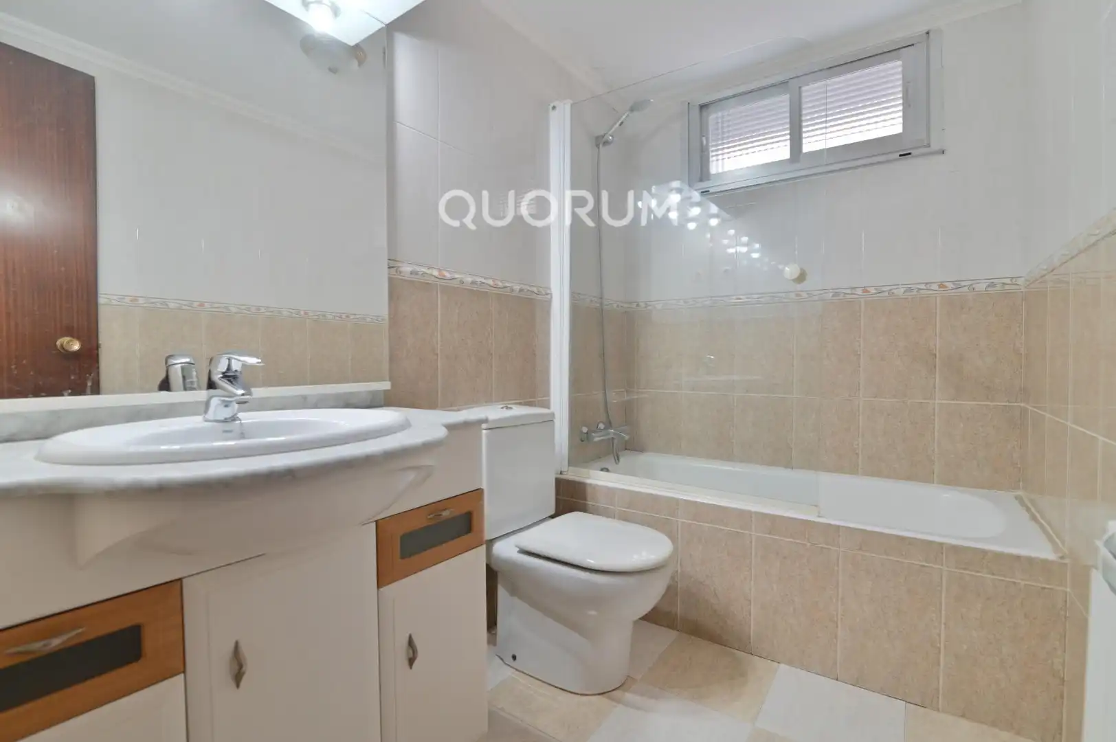 Bathroom of Flat for sale in Plentzia  with Heating and Storage room
