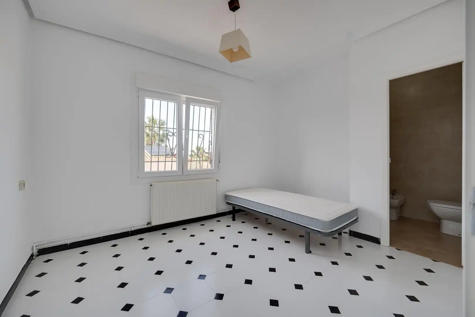 Semi-detached house with pool for sale in Calle C. Velazquez 39A, imagen 22