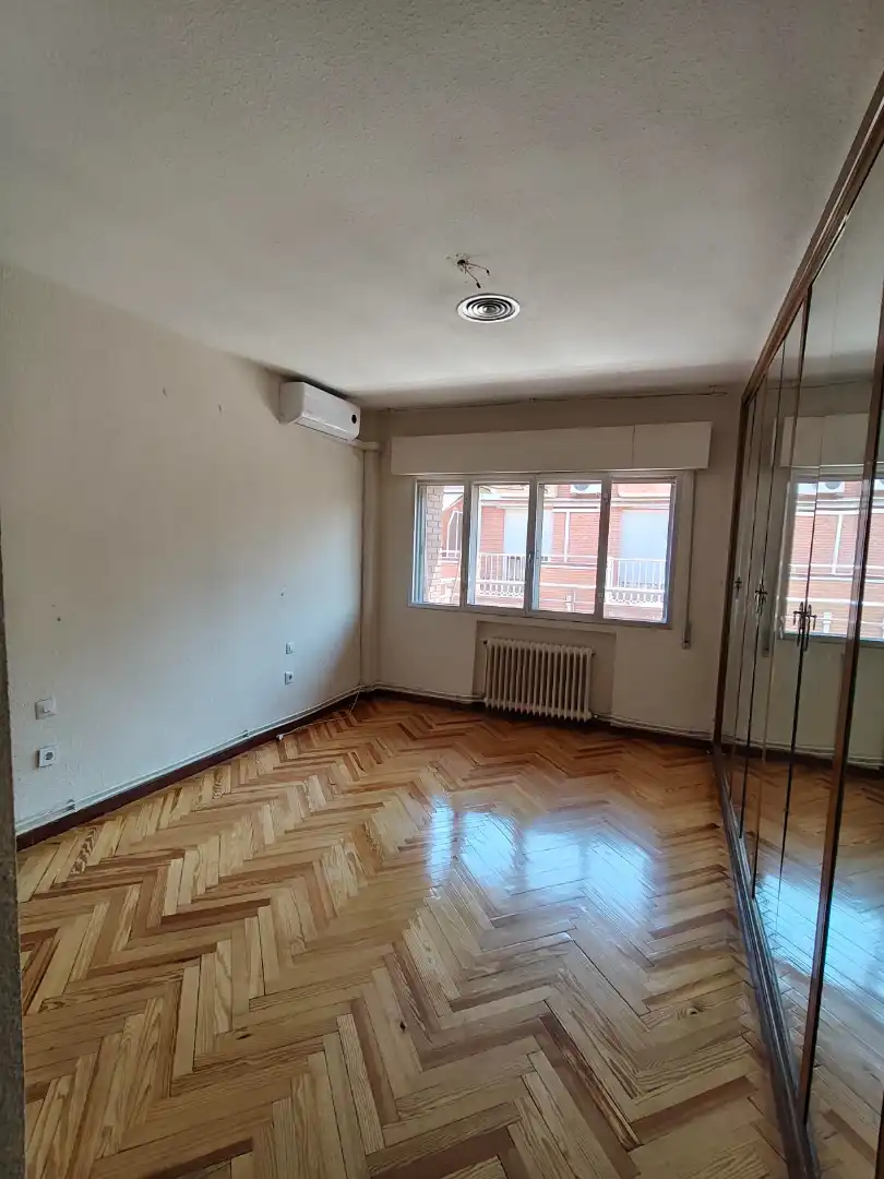 Bedroom of Flat for rent in Getafe  with Air Conditioner, Heating and Parquet flooring