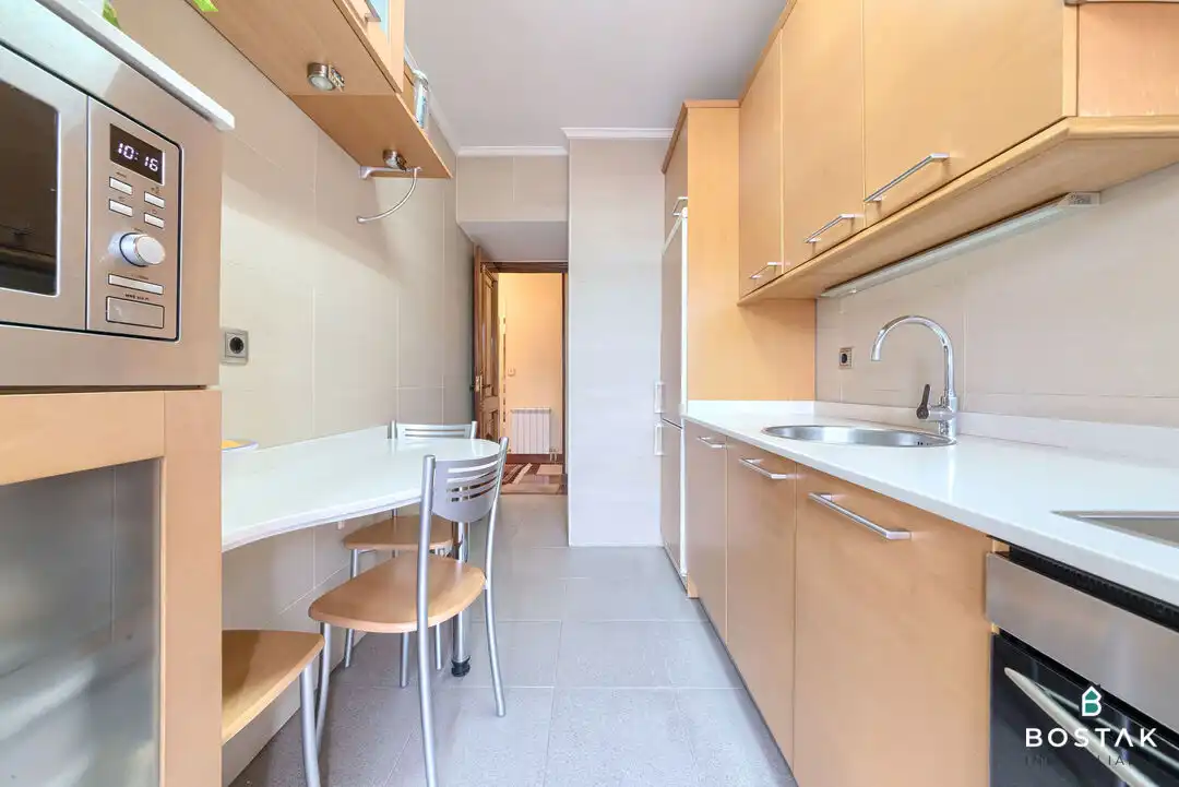 Appartamento con terrazza in vendita a Grupo Santo Domingo de Guzmán, imagen 4