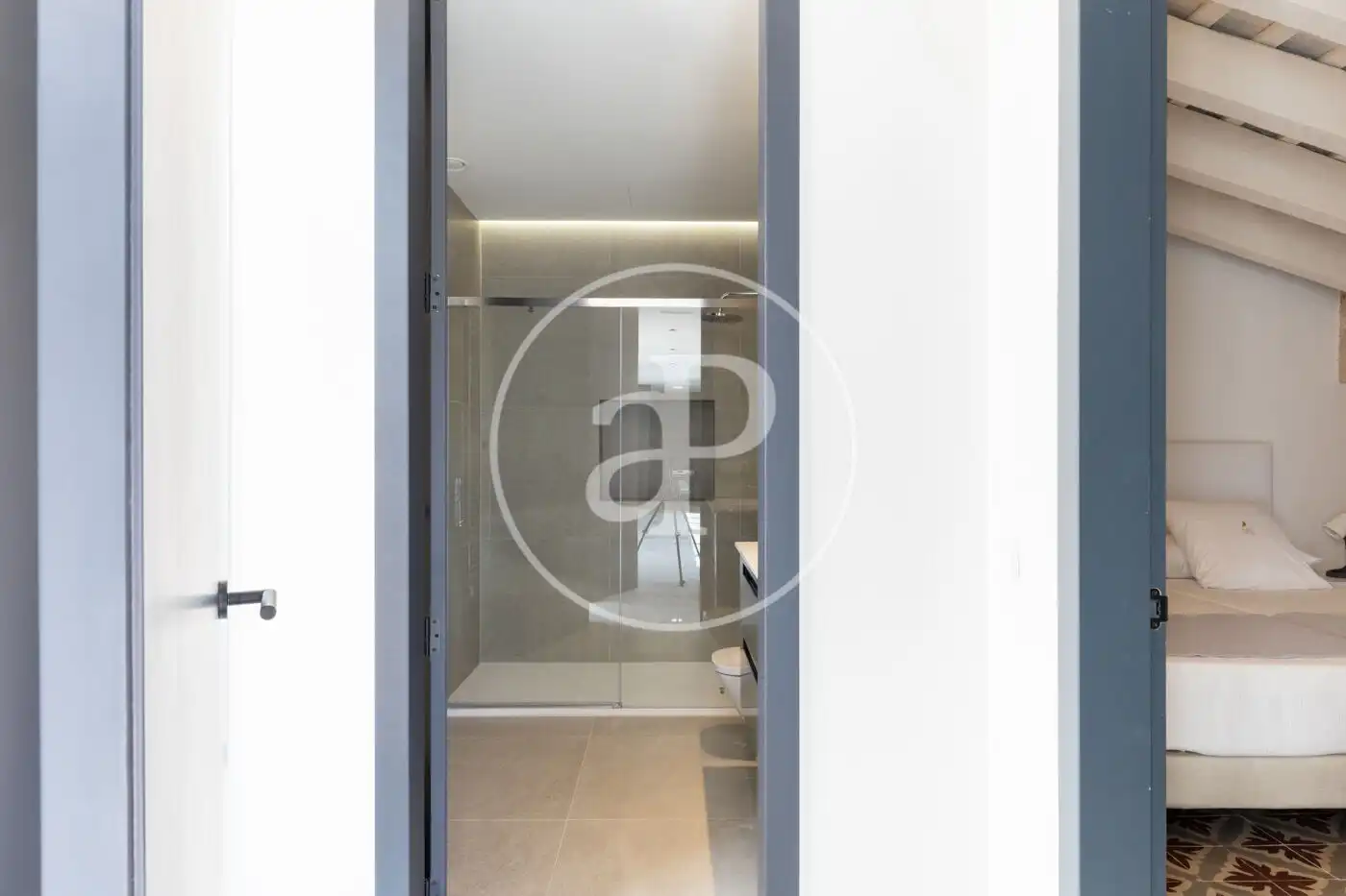 Attic for rent in Calle de Pérez Bayer, Sant Francesc