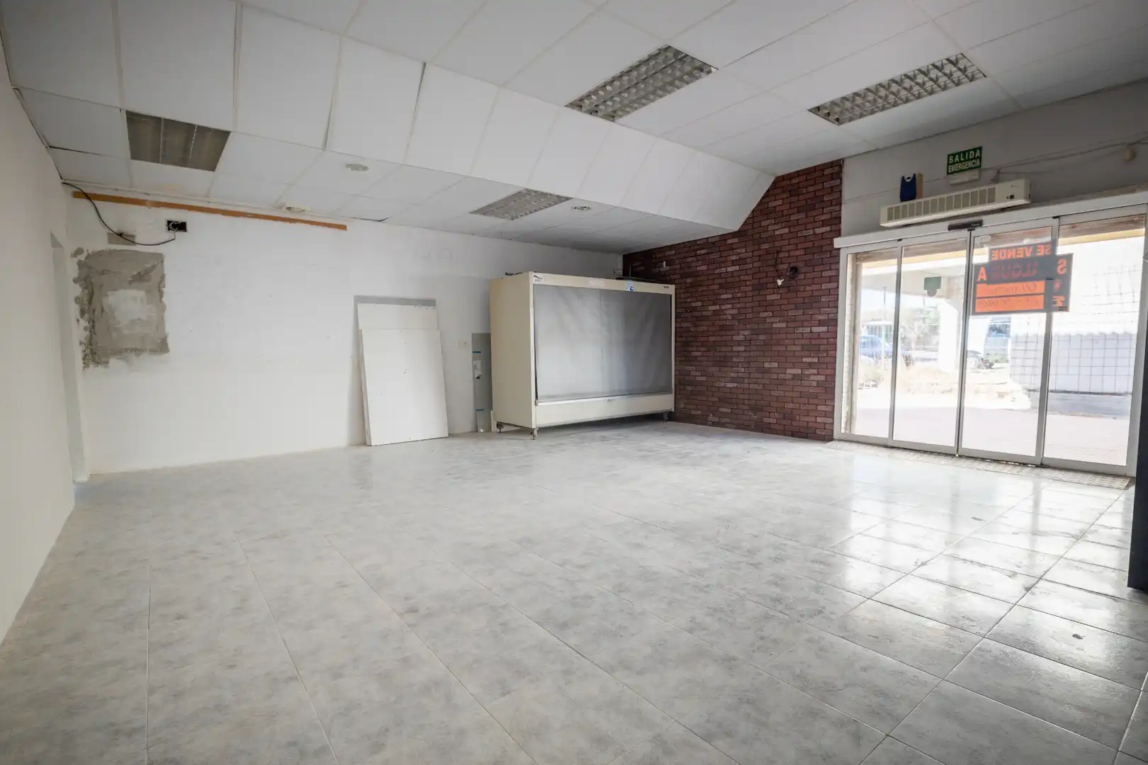 Local en venta en L'Ametlla de Mar  con Calefacción