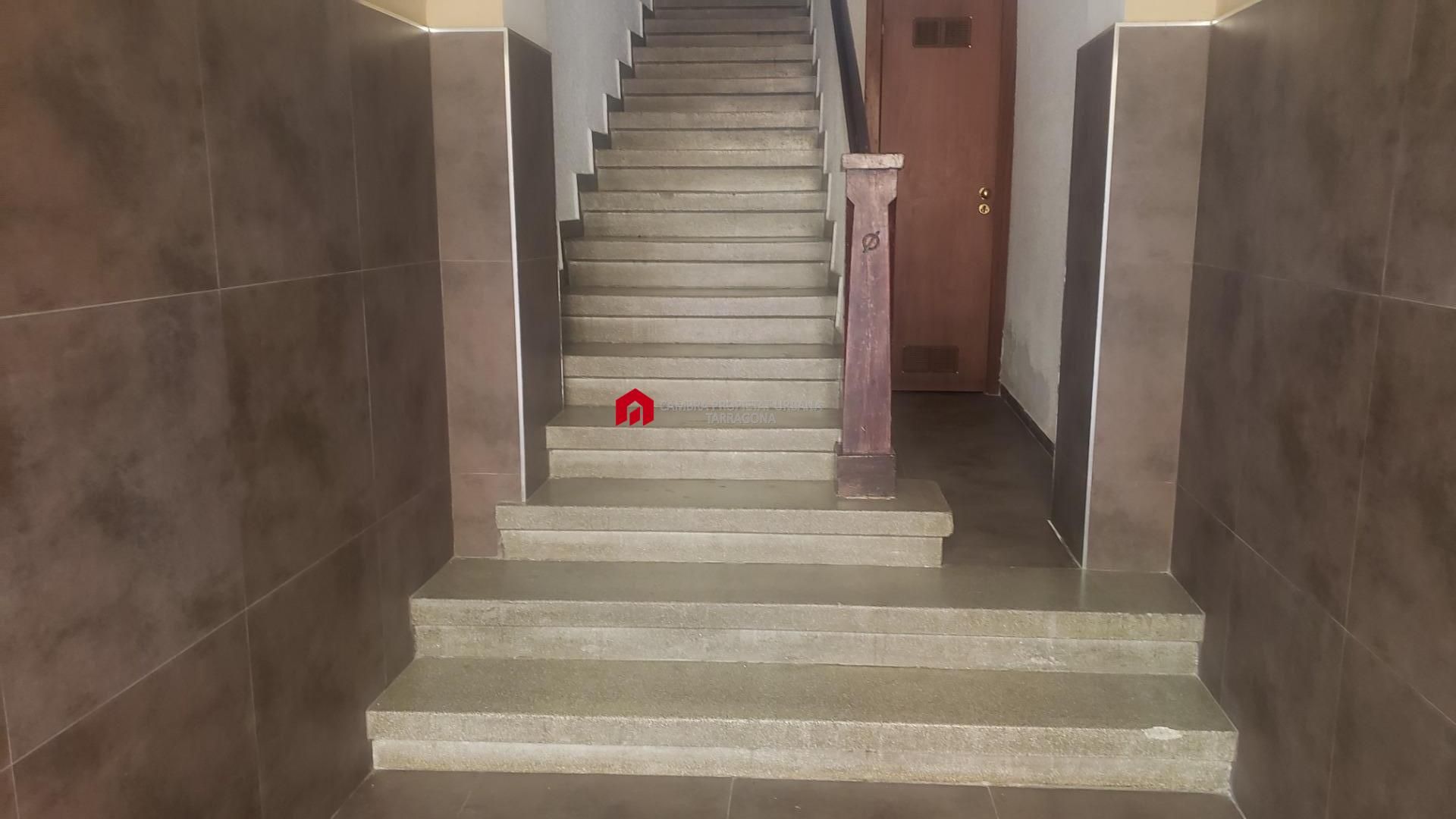 Pis en venda en  Tarragona Capital amb Terrassa, Traster i Alarma