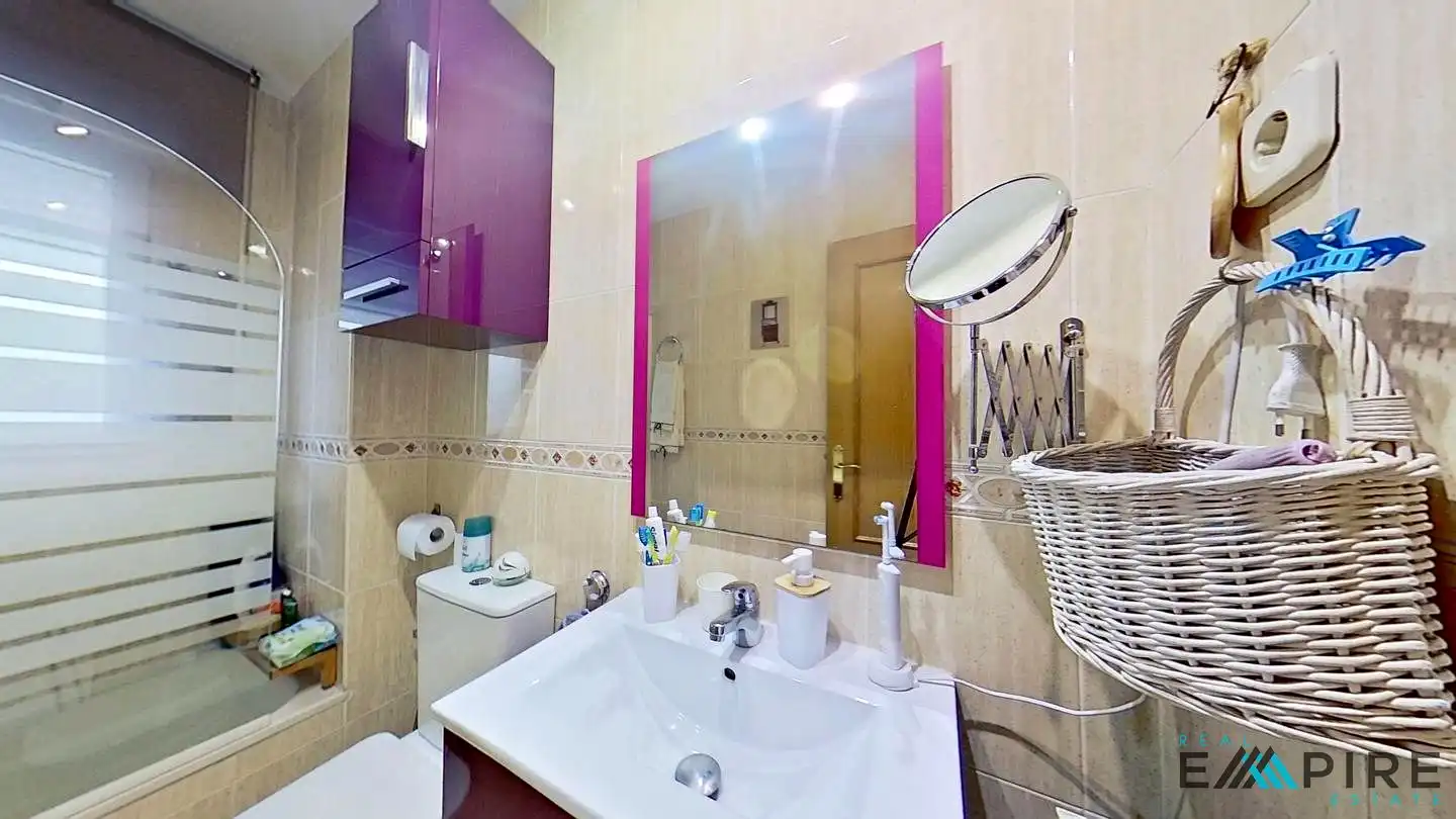 Semi-detached house with pool for sale in Ugena, imagen 25