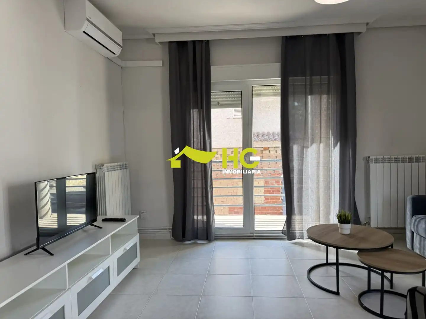 Sala de estar de Dúplex de alquiler en Villaviciosa de Odón con Aire acondicionado, Calefacción y Terraza