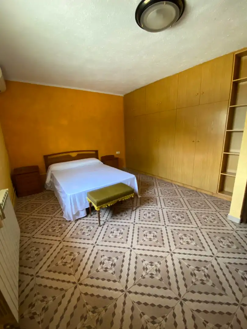 Schlafzimmer von Haus oder Chalet zum Verkauf in L'Alcora mit Klimaanlage, Heizung und Privatgarten