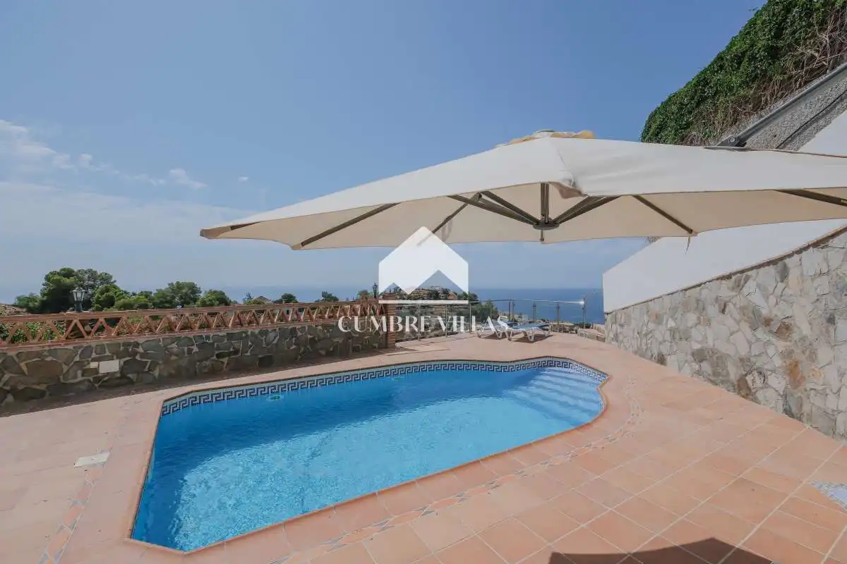 Piscina de Casa o chalet en venta en Almuñécar con Terraza, Amueblado y Internet