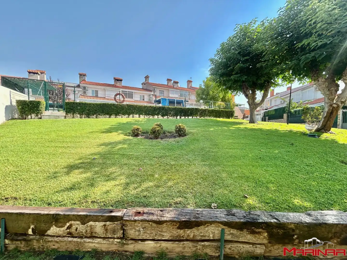 Vista exterior de Casa adosada en venta en Seseña con Aire acondicionado, Calefacción y Jardín privado