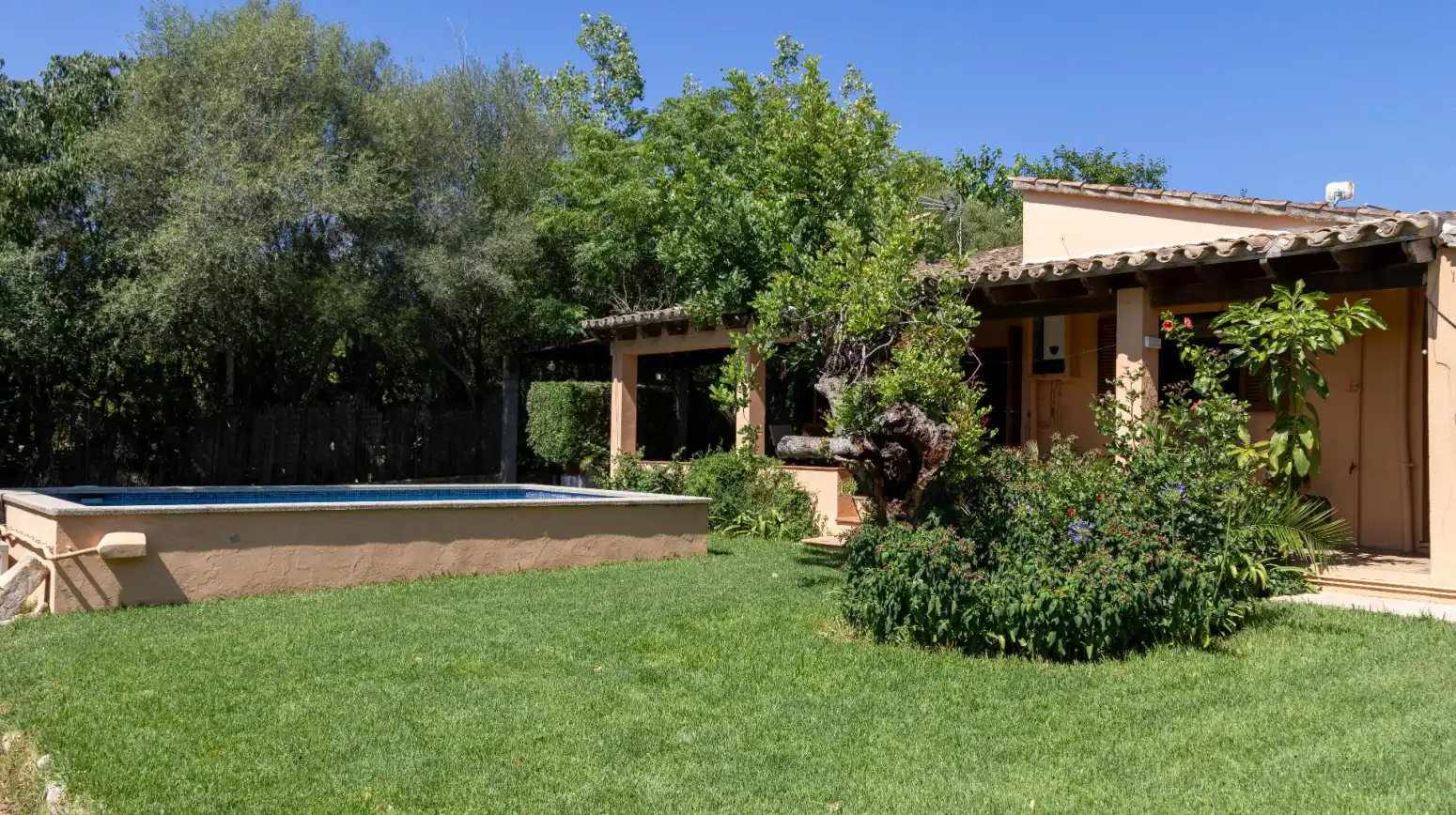 Jardí de Casa o xalet en venda en Pollença amb Aire condicionat, Terrassa i Traster