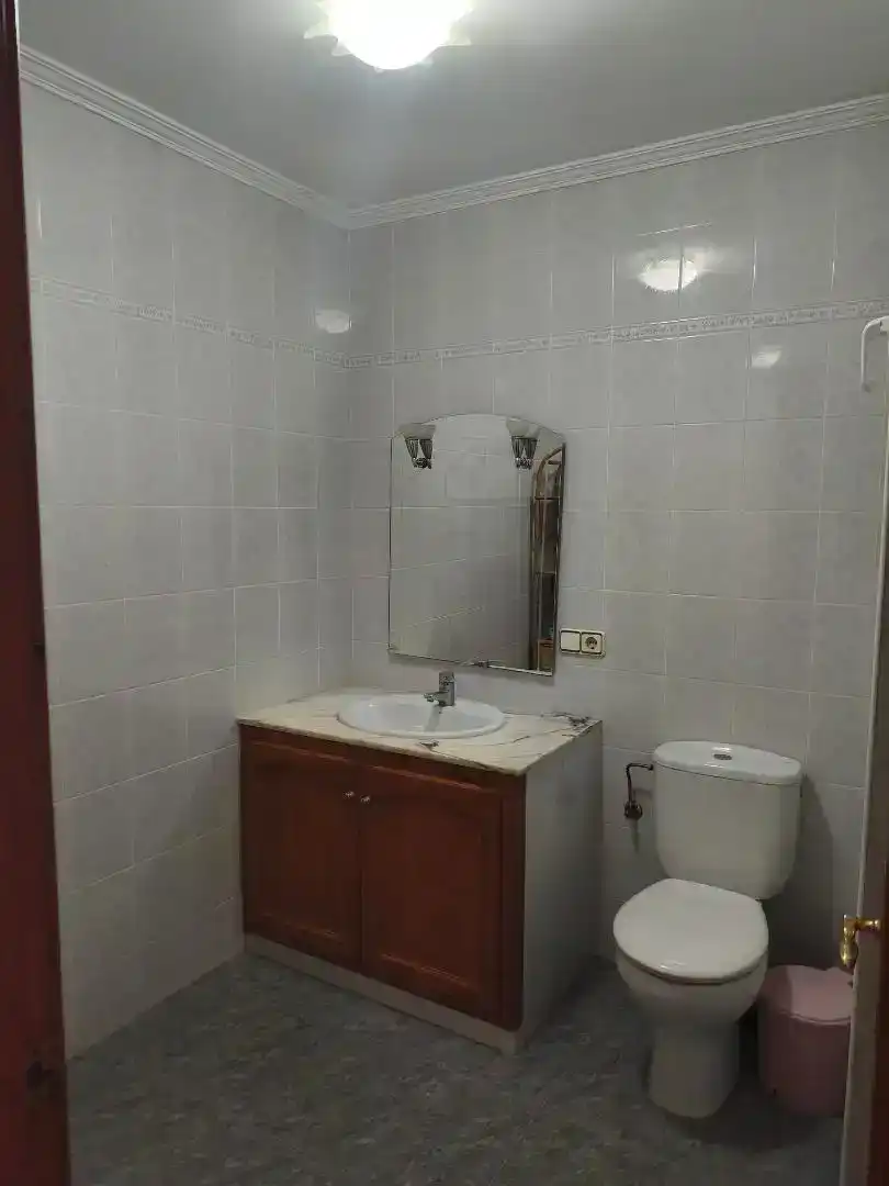 Baño de Piso en venta en Es Mercadal con Jardín privado, Amueblado y Balcón
