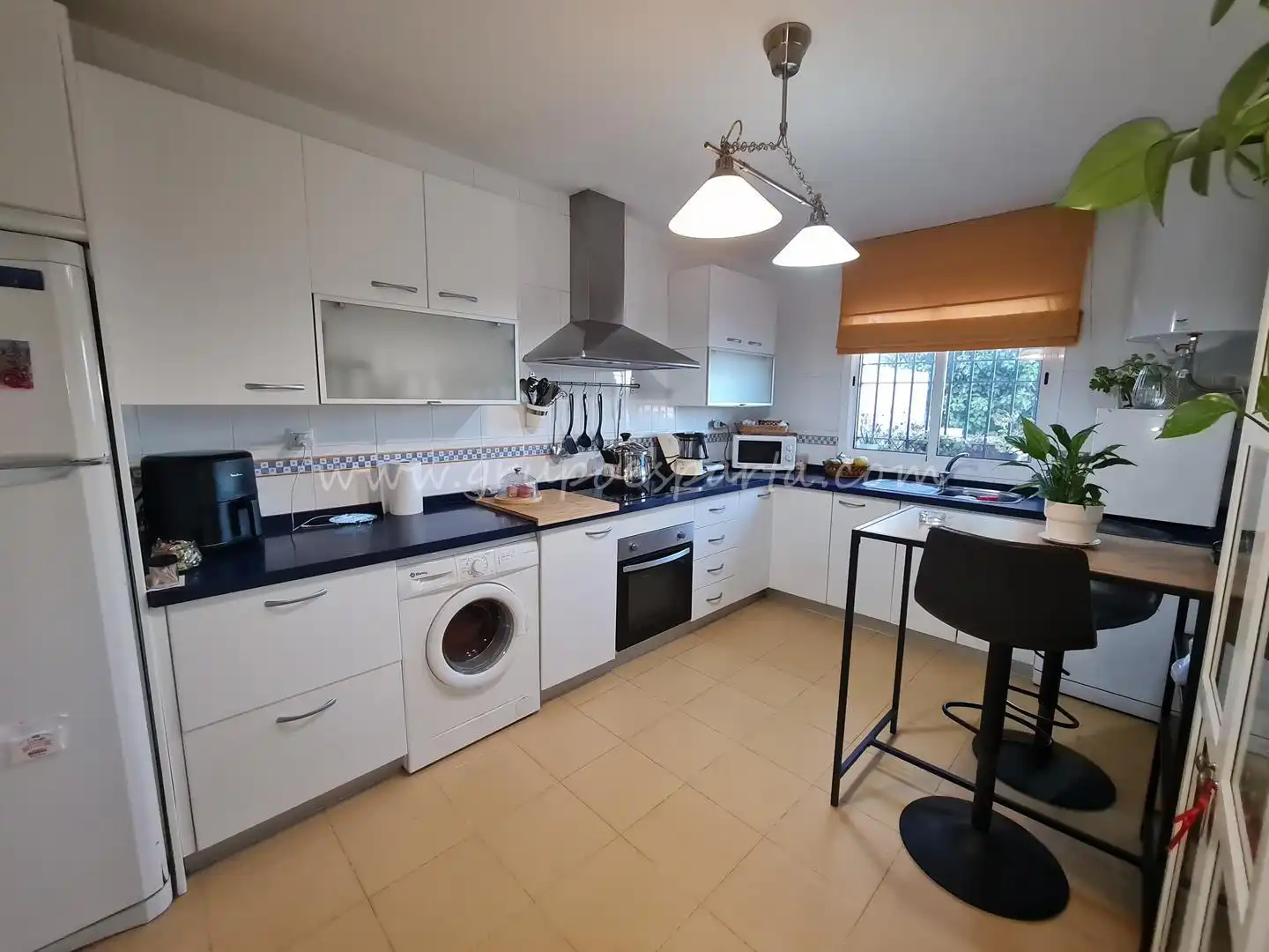 Cocina de Casa adosada en venta en Huévar del Aljarafe con Aire acondicionado, Jardín privado y Terraza