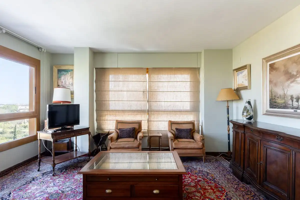 Flat with lift for sale in Pg. de les Germanies, imagen 4