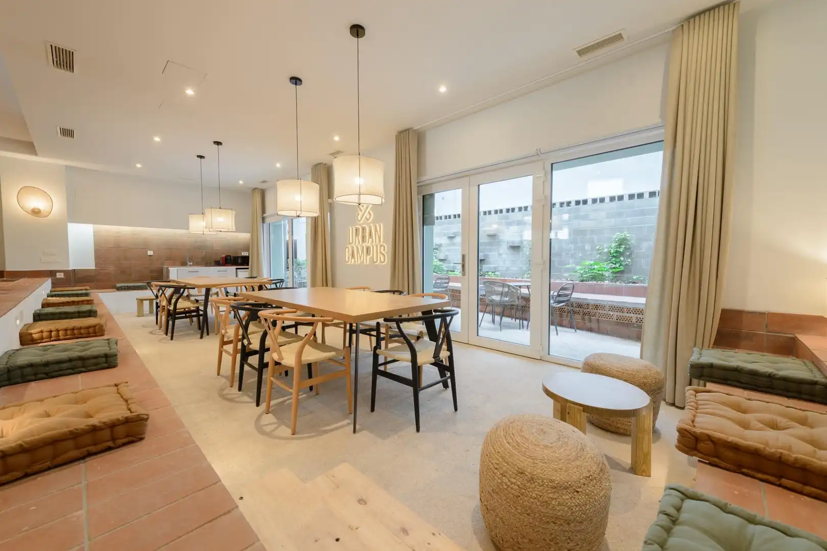 Esszimmer von Wohnung zur Miete in Madrid mit Klimaanlage und Möbliert