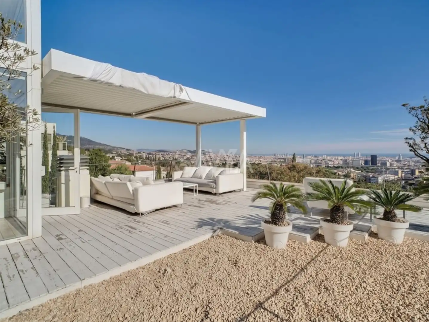 Casa con terraza en venta en Torrent de les Roses