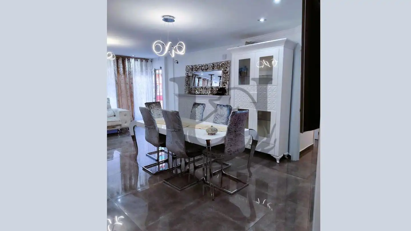 Piso con ascensor en venta en Quatre Carreres