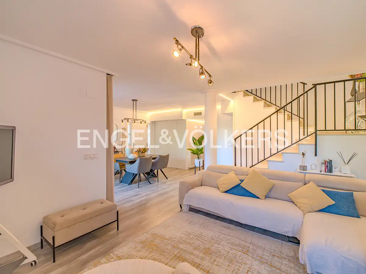 Casa bifamiliare con balcone in vendita a Carrer Pintor el Greco 8, imagen 17