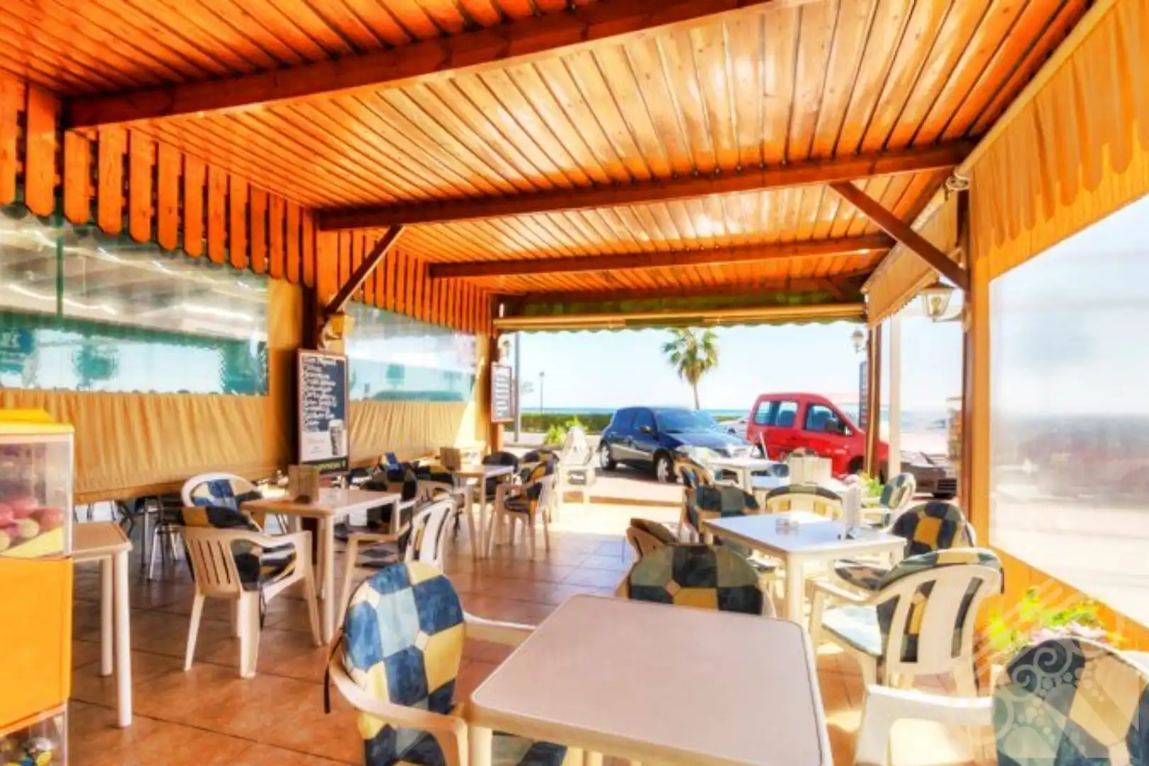 Local comercial en venta en Paseo del Mediterráneo 59, imagen 4