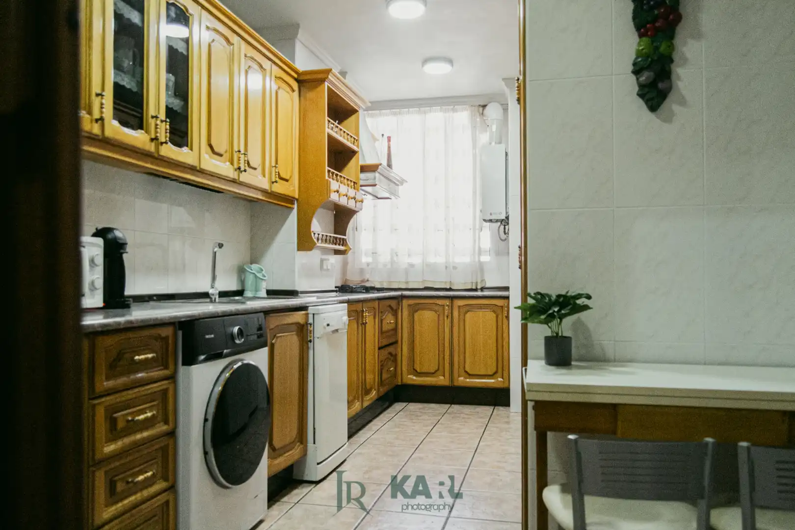 Cocina de Piso de alquiler en Málaga con Aire acondicionado, Calefacción y Jardín privado