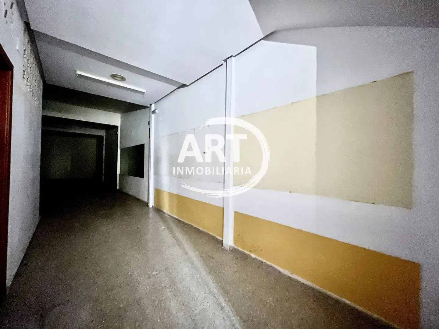 Casa adosada en venda a Trinquet, Centro
