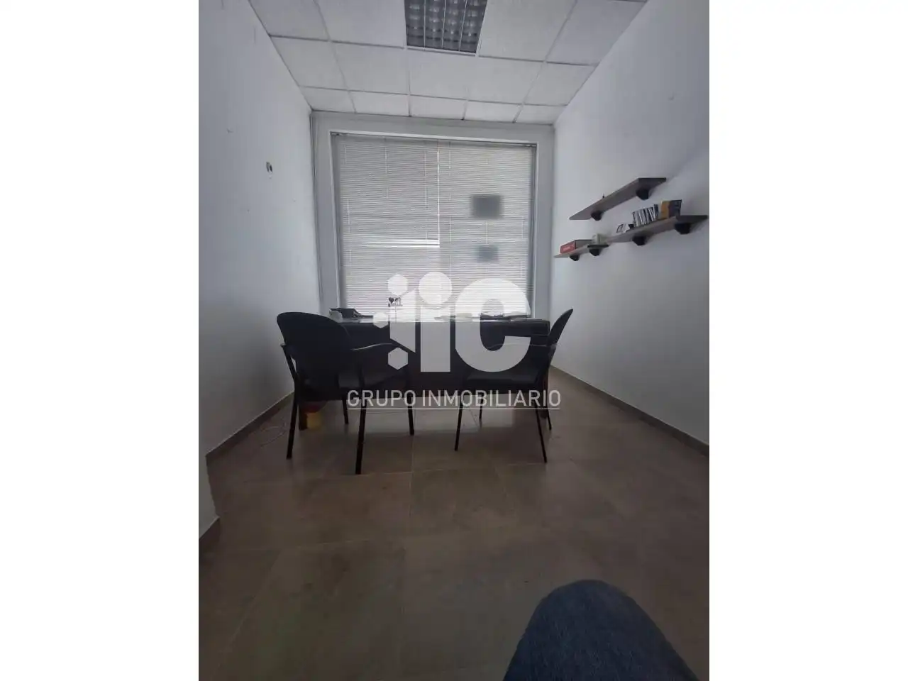 Business premises to rent in Calle RAFAEL ONIEVA, imagen 2