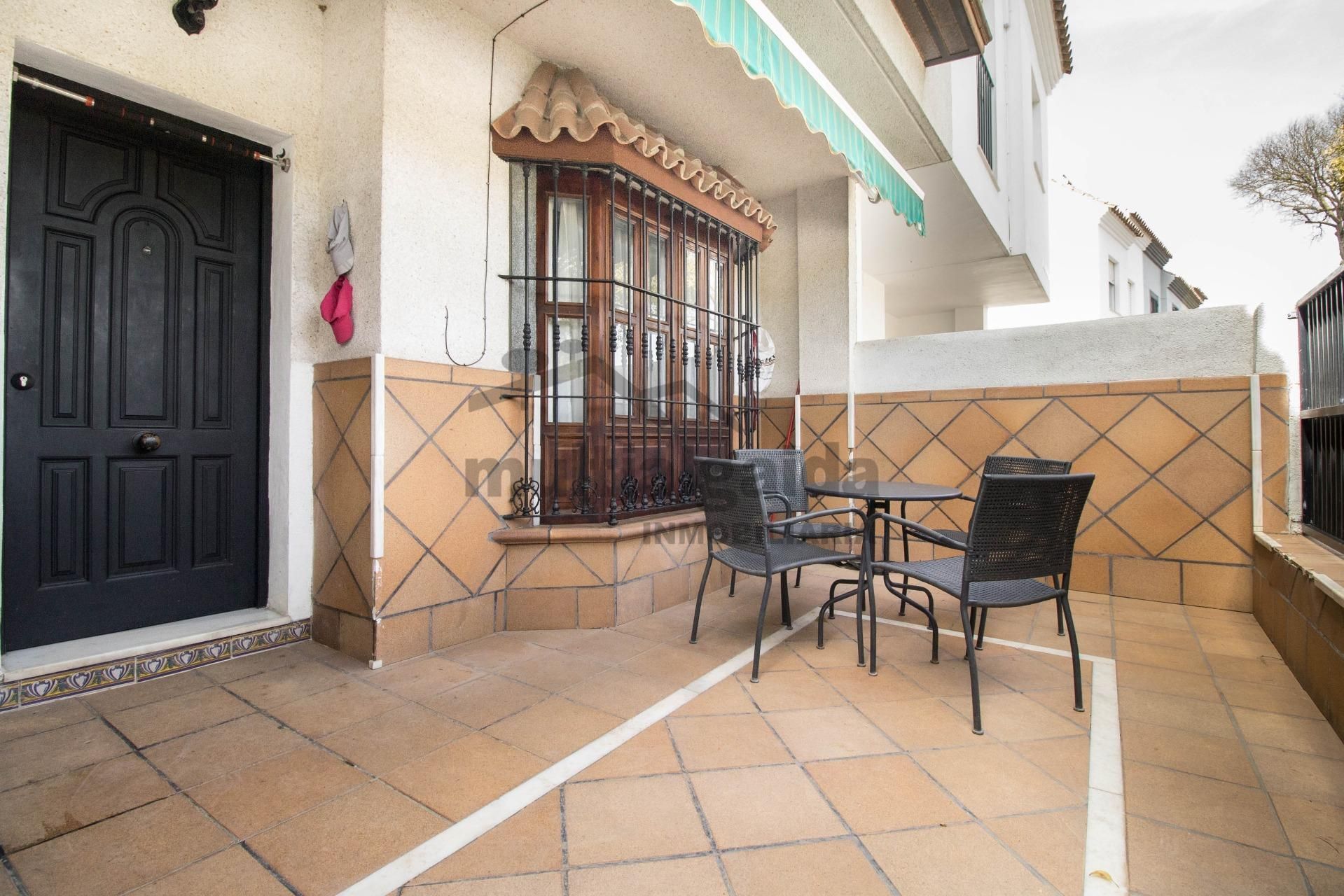 Single-family semi-detached for sale in El Pino - Bajo de Guía