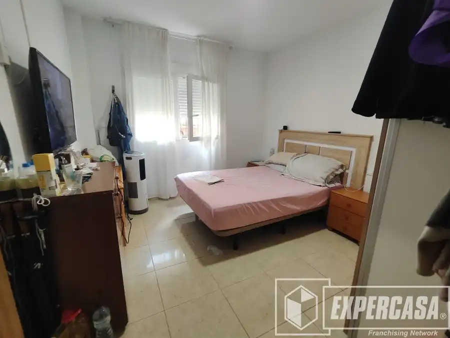 Habitación de Piso en venta en Castellón de la Plana / Castelló de la Plana con Aire acondicionado y Amueblado