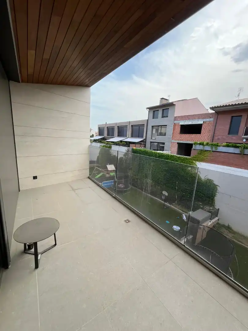 Terrace of Flat for rent in Vic  with Heating, Private garden and Parquet flooring