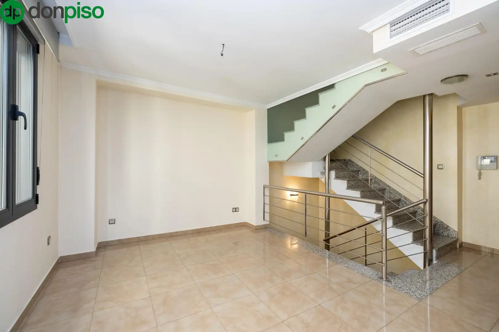 Houses for sale in Granada  with Air Conditioner, Heating and Terrace