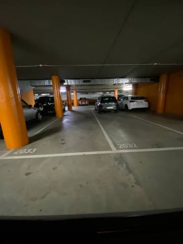 Garaje en Venta en Carrer del Torrent de l'Olla en Vila de Gràcia