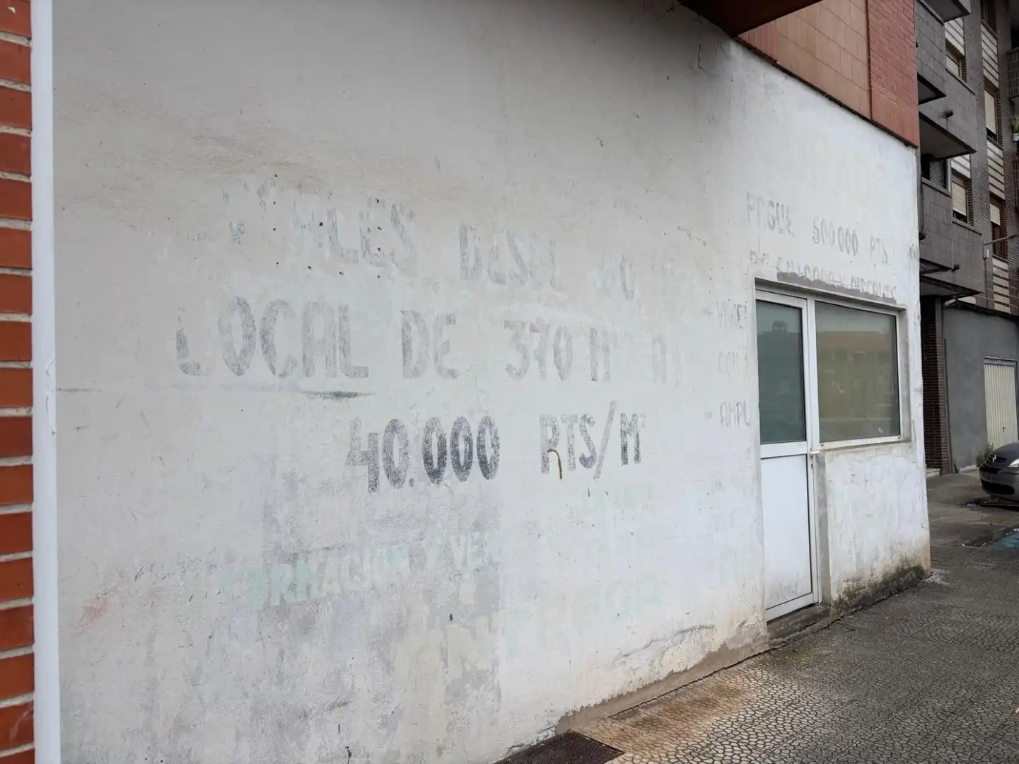 Exterior view of Commercial properties for sale in Puente Viesgo