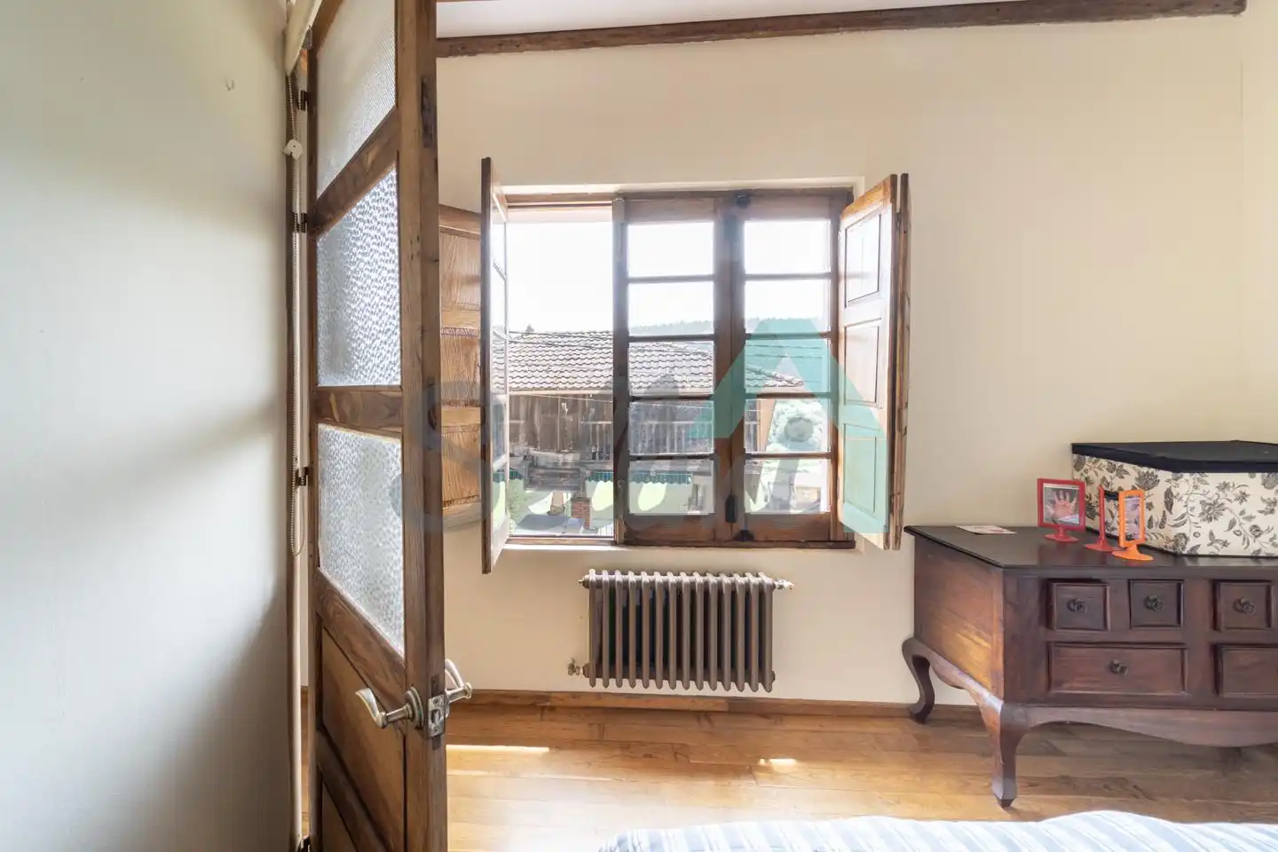 Einfamilien-Reihenhaus zum Verkauf in Carreño mit Heizung, Privatgarten und Parkett