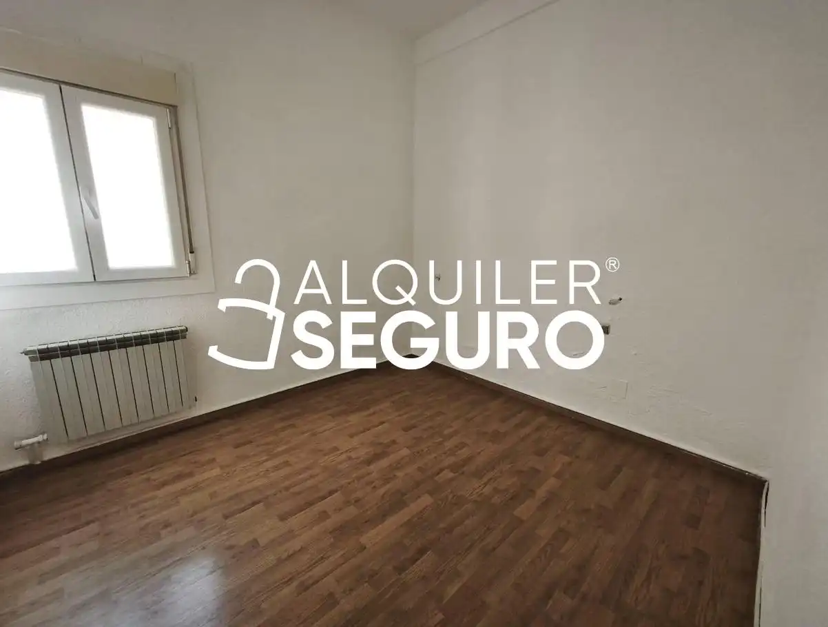 Schlafzimmer von Wohnung zur Miete in Zaragoza