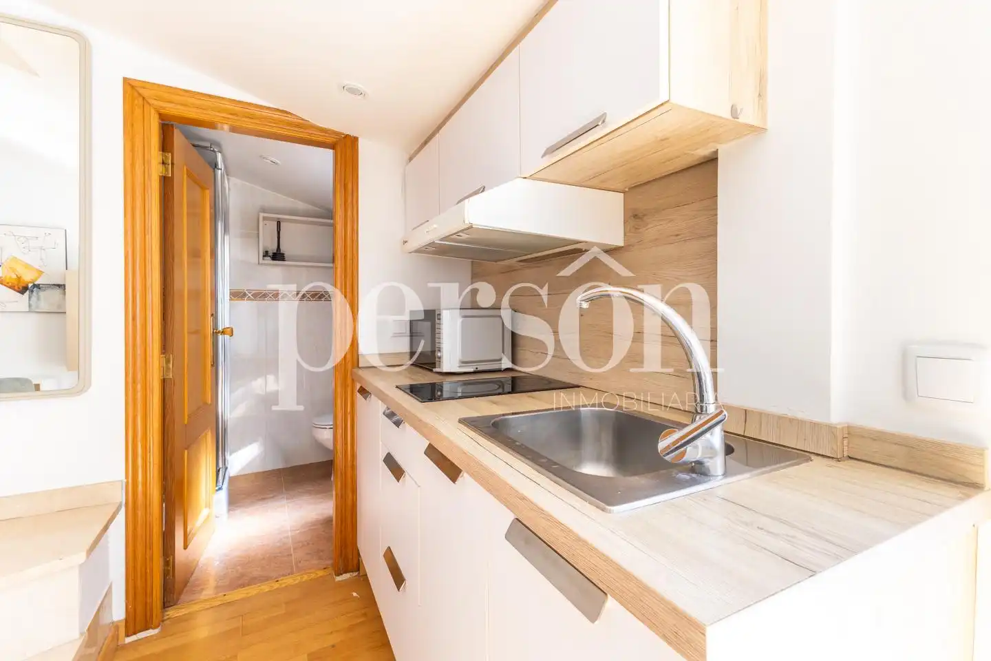 Kitchen of Study for rent in Valencia  with Air Conditioner, Parquet flooring and Terrace