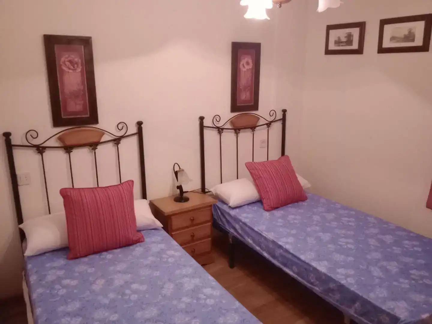 Schlafzimmer von Wohnung zur Miete in Cáceres Capital mit Klimaanlage